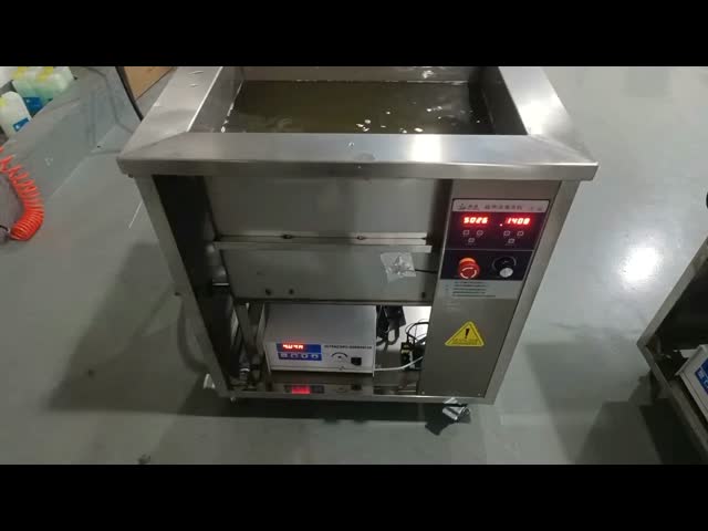 Stainless Steel 61L 1500W Industrial Ultrasonic Cleaner Removing Dirts Oil Rust Grease