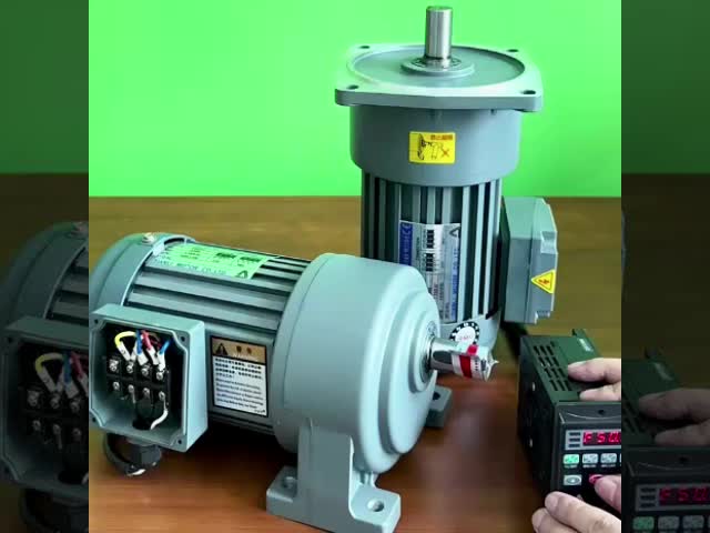 Waterproof 220V/380V Gear Reducer Motor with Compact Structure for Variable Speed Applications