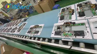 Monitor di pubblicità digitale con 10 punti di contatto capacitivi, monitoraggio in tempo reale e dashboard basato sul Web per segnaletica interattiva