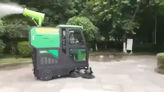 DQS20  78.7 inch Cleaning Width Fully Enclosed Sweeper with fog cannon machine