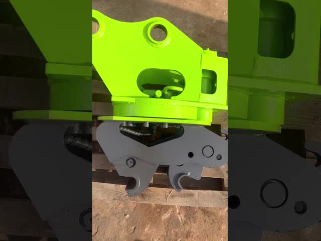 Rotatable Fully Automatic Quick Hitch with Customizable Parameters for Excavators