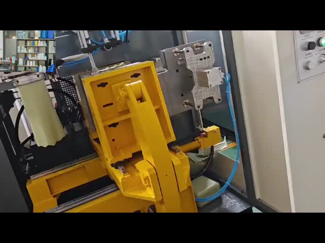 Plastic 5L Extrusion Blow Molding Machine for Jerry Can Production line