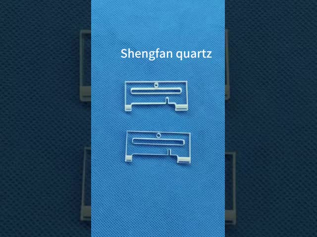 Transparent UV Quartz Glass Plate With SIO2 99.99% Density 2.2g/cm3