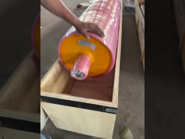 Oil Resistance Standard Industrial Rubber Rollers / Printing Press Roller