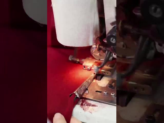 Semi Automatic Blind Stitch Sewing Machine for Wool 1.2CM Seam Allowance