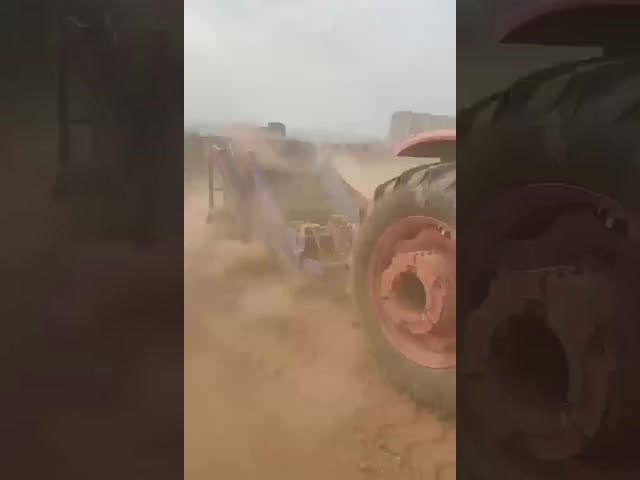 4USJ-1500 Stone Picker
