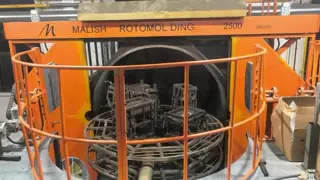 China Small 3 Arm Roto Casting Machine Fully Automatic supplier