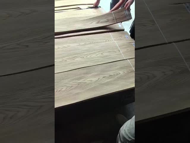 Brown Elm Crown Cut Veneer with 0.5mm Thickness for Hotel Decoration and Furniture