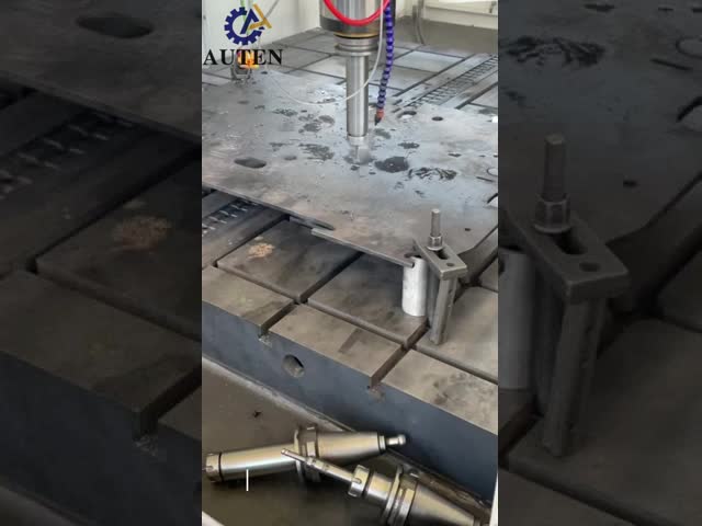 Petrochemical Equipment Manufacturing CNC Automatic Tool Change Drilling Machine for Shipbuilding Industry