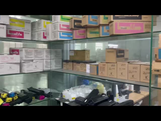 Esta Toner Sample room