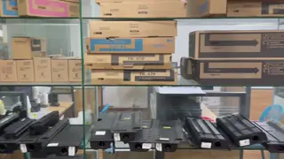 Esta Toner Sample room