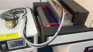 UV 점화 램프 컨베이어 시스템은 UV 잉크 접착제, 레이크 접착제 및 코팅 애플리케이션을 위해 고속 및 안정적인 쿨링을 제공합니다.