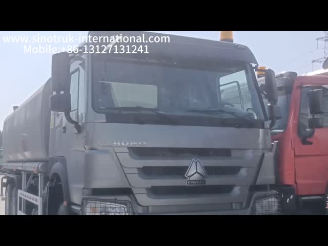 Sinotruk Howo Sprinkler Water Tank Truck 10-25CBM 6 X 4 Euro 2 371HP White