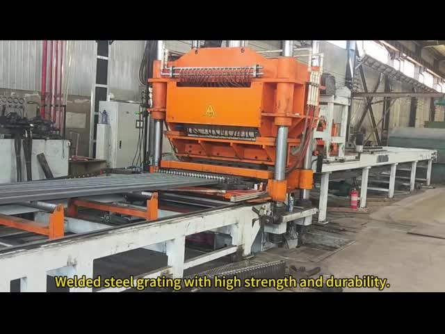 Industrial steel grating features verified specifications and complies with OSHA and EN performance standards.