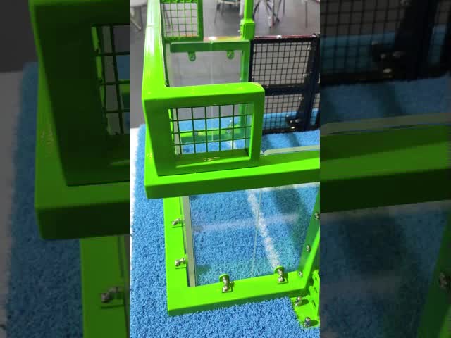 Hot DIP Galvanized 10Mx20M Panoramic Padel Tennis Court with Steel Wire Mesh and Tempered Glass