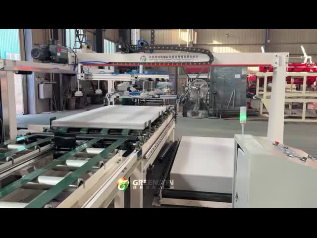 High Efficiency Gypsum Board Cutting Machine / Gypsum Board Stand Machine Low Noise