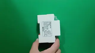 BROU03-63 63A Rated Working Current Over Voltage Protective Device AC 220V40A 63A 230V Digital Current Voltage Protector Din Rail Adjustable Over and Under Voltage Protector