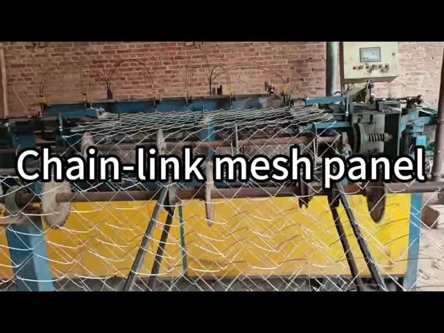 Hot Dip 6 Foot Galvanized Steel Chain Link Fence For Sports Ground