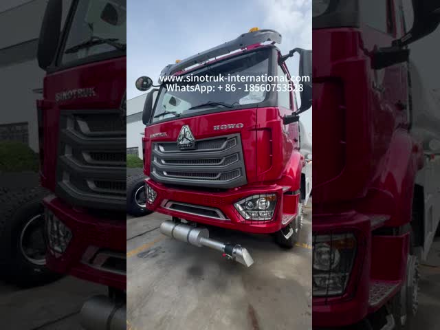 SINOTRUK HOHAN 6×4 Oil Tank Truck 371HP 20CBM Color Can Be Customized Efficient transportation