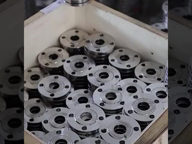 ANSI B16.5 ASTM A105 Carbon Steel Weld Neck Flange Class 150-2500 Forged Steel Pipe Flange