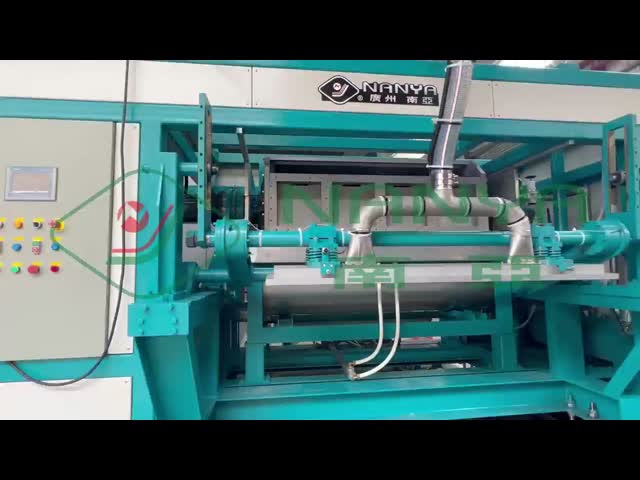 Rotary type forming machine for egg box