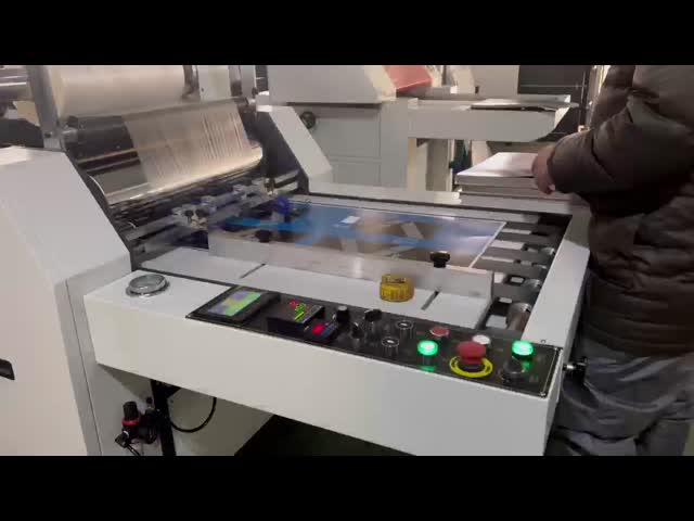 Semi Automatic Pre-coating Film Laminating Machine 1000kg 3300x1200x1400mm