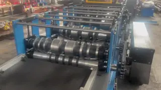 0.4mm-0.7mm Thickness SSR Plus Standing Seam Roll Forming Machine with Portable Trailer