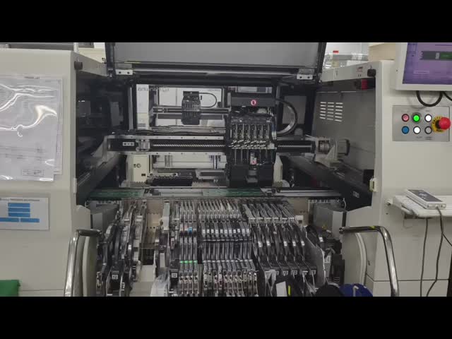 Hanwha SMT machine production video