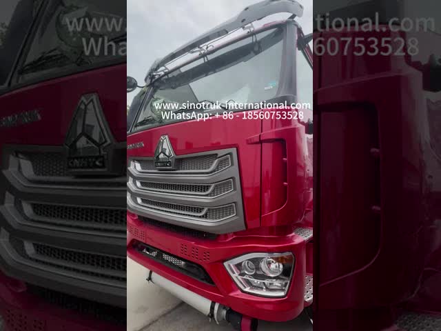 SINOTRUK HOHAN 6×4 Oil Tank Truck 371HP Chassis Optional chassis wheelbase Efficient transportation