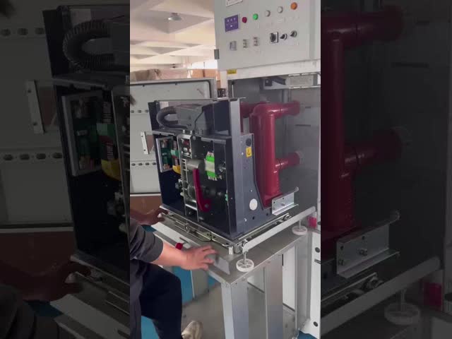 12 kV High Voltage Indoor Vacuum Circuit Breaker Side Mounted 630A-1250A
