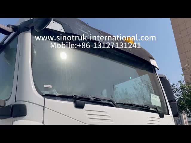 Euro 2 Emission Standard Oil Transport Truck Tanker Vehicle Suitable for Various Oil Types and Long Haul Transportation